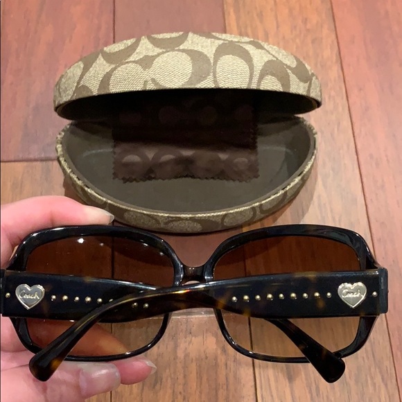 Coach Sunglasses - Picture 5 of 7